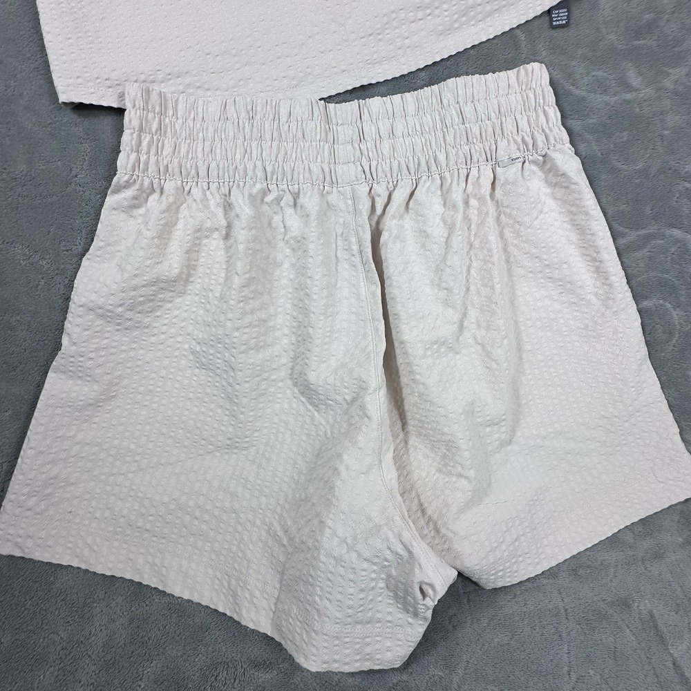 VUORI Villa Textured Short + Crop Tank Set Milkweed Neutral Small 4 Way Stretch - Picture 8 of 13